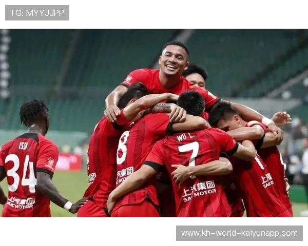 新赛季中超强队洗牌外援发威国脚回暖争冠格局生变引发球迷热议风暴